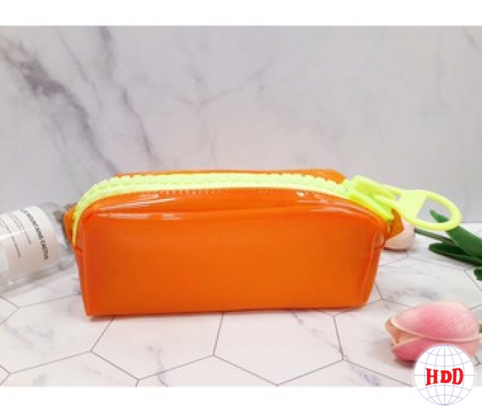 Hộp bút dây kéo nhựa trong hình (026312)